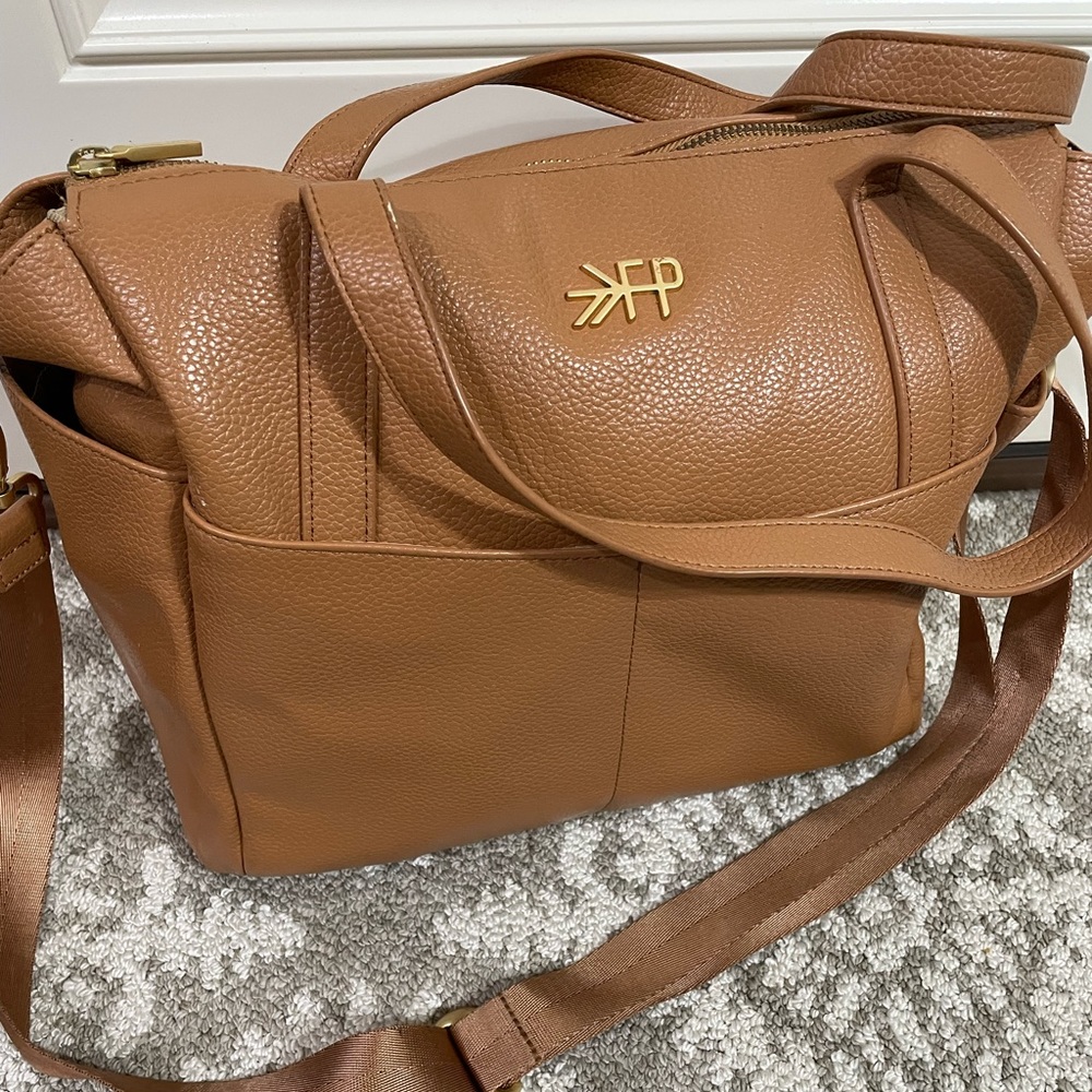 diaper bag with shoulder strap, changing pad, Insulated pocket.